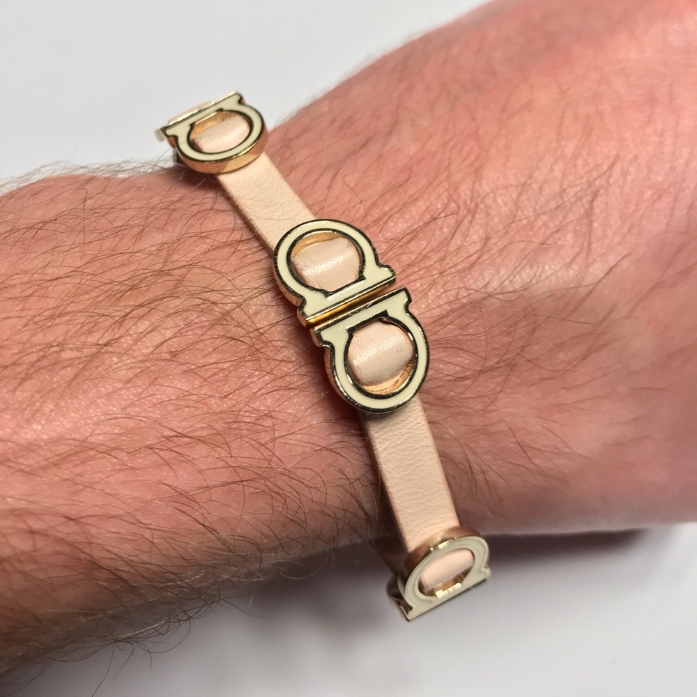 Ferragamo Pale Pink Leather Bracelet